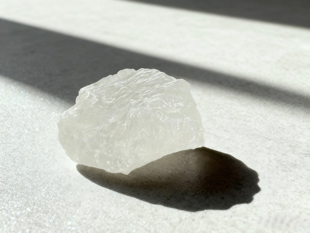 Omira Raw Crystal Collection — 25 Natural Stones