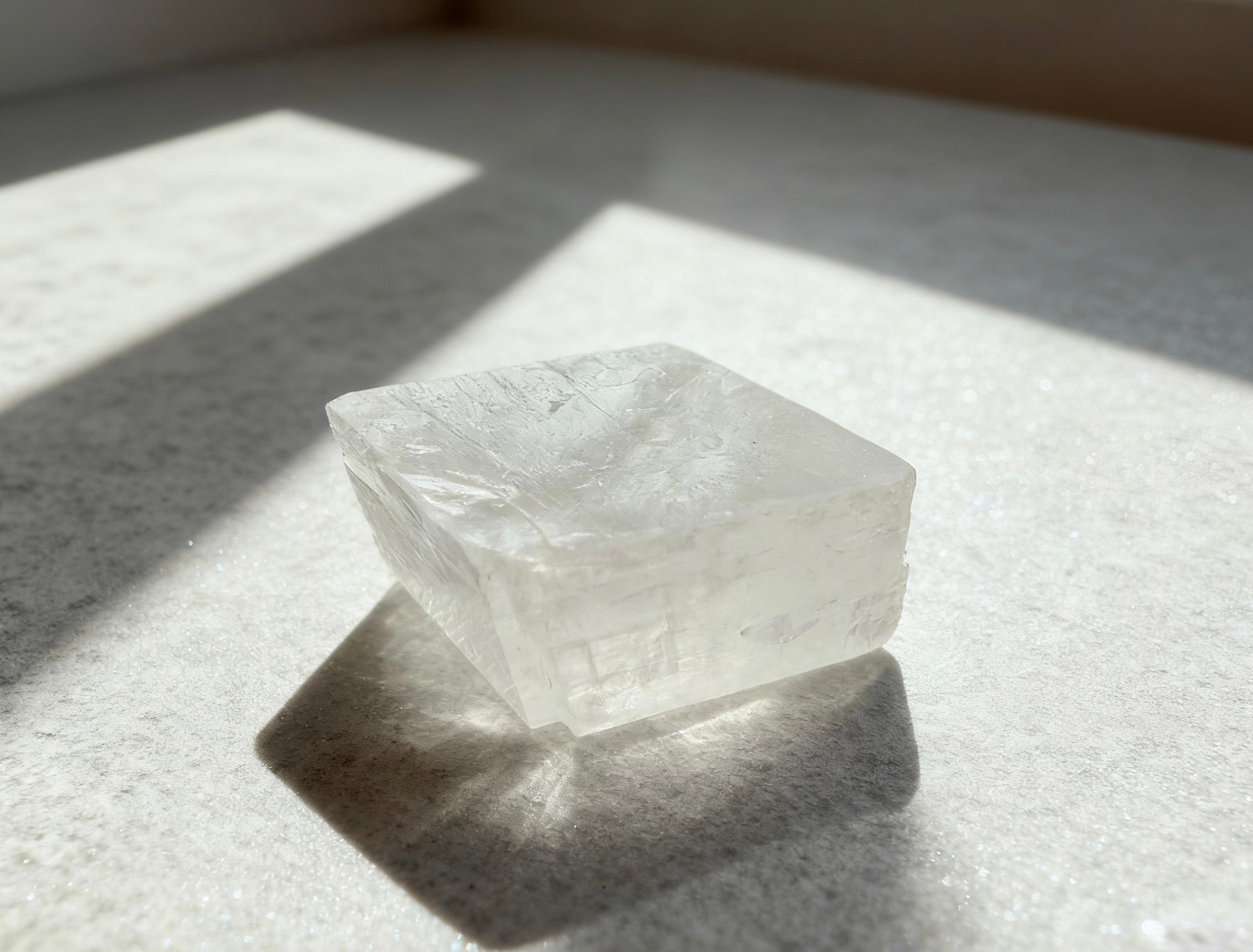 Omira Raw Crystal Collection — 25 Natural Stones