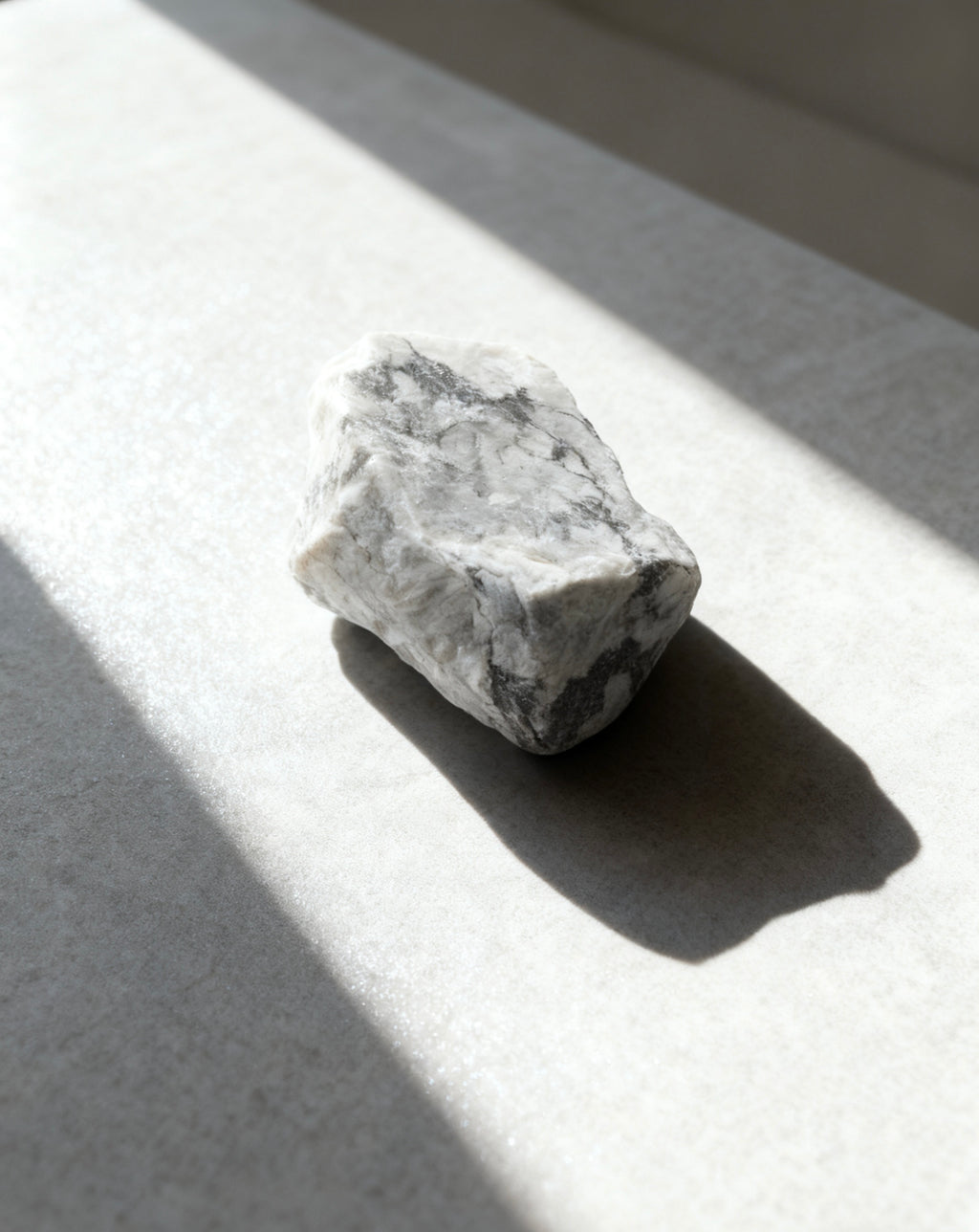 Omira Raw Crystal Collection — 25 Natural Stones