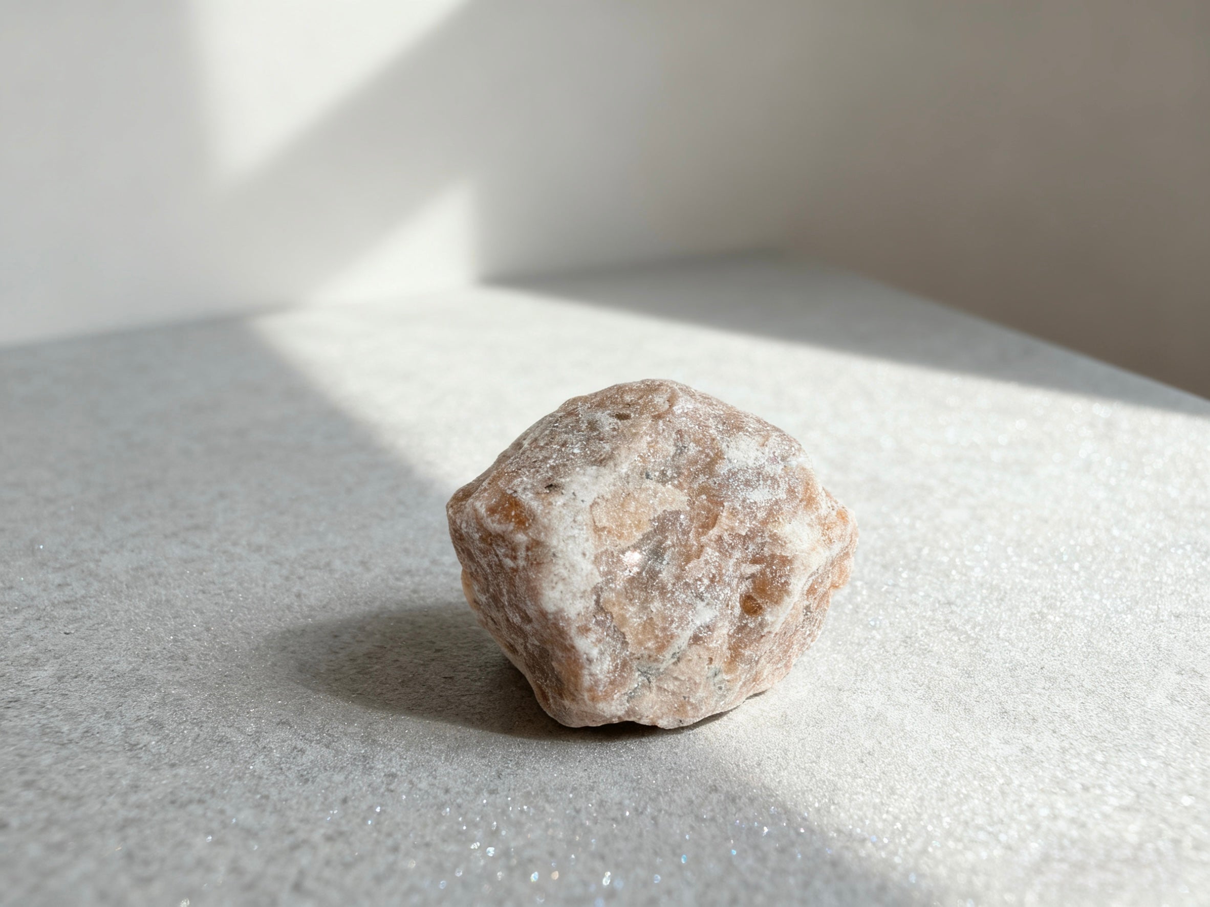 Omira Raw Crystal Collection — 25 Natural Stones