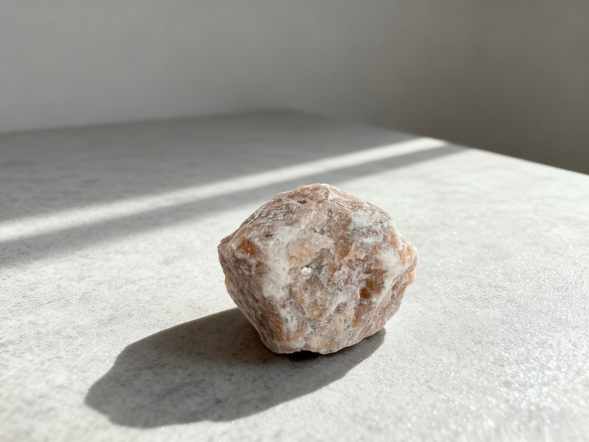 Omira Raw Crystal Collection — 25 Natural Stones